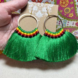 Large Fan Tassel Earrings Green Hoops Long Smooth Silky Fringe Drop Dangles NWT